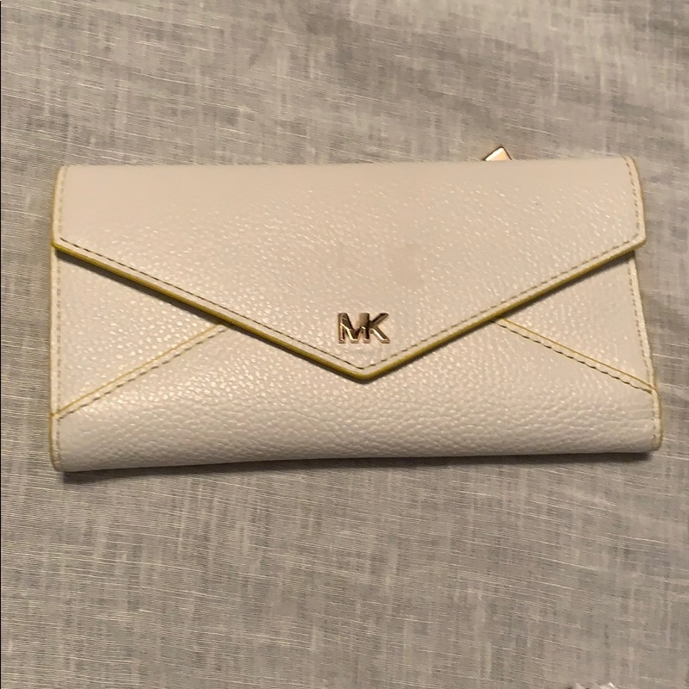 Michael Kors wallet